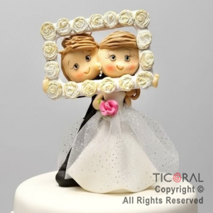 ADORNO PAREJA DE NOVIOS CON MARCO PORCELANA FRIA x 1